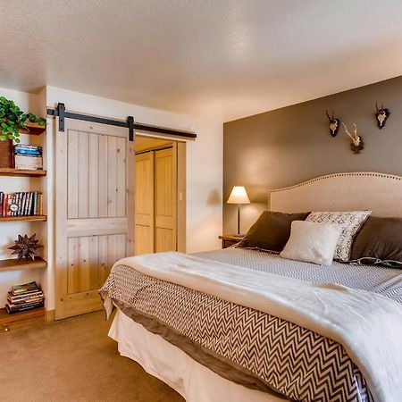 Elegantly Styled Plaza Condo Condo Crested Butte Exterior photo